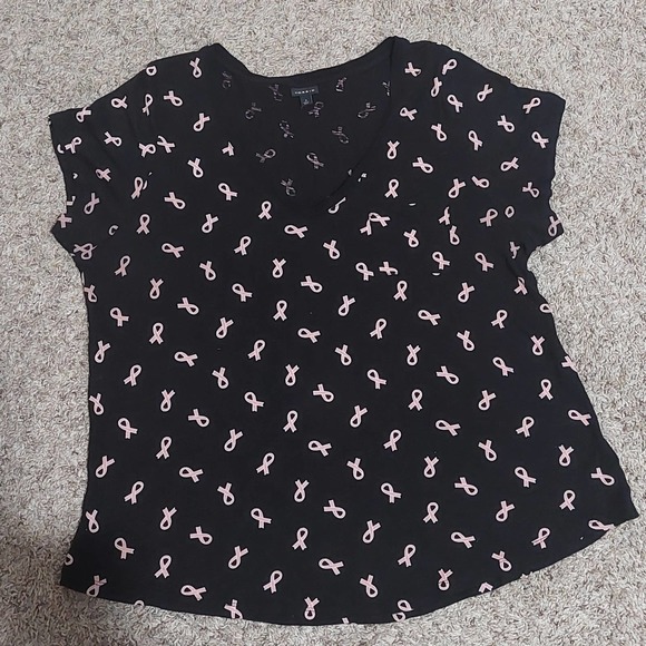 Torrid 3XL Black Breast Cancer Logo Shirt - Picture 5 of 6